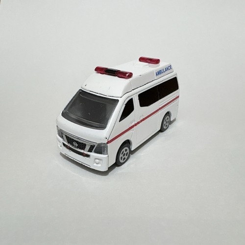 Ambulance voiture miniature