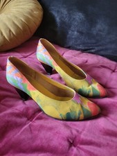 ESCARPINS COLORÉS FLEURIS