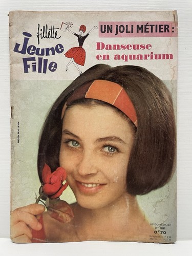 Revue jeune fille - jeune,