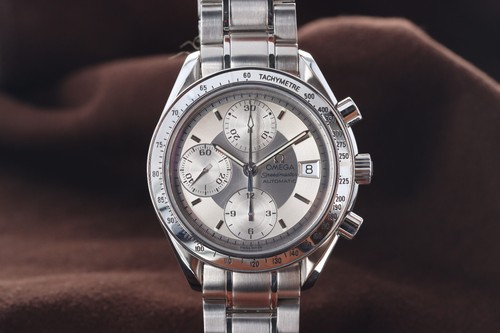 Omega speedmaster chronographe - omega,