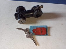 1 neiman neuf 4 broches