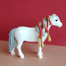 Playmobil pony, 2011-style