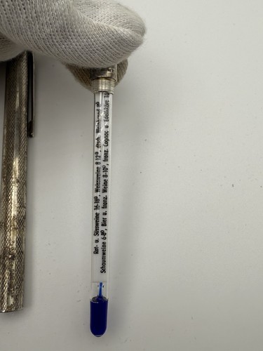 Thermomètre médical ancien
