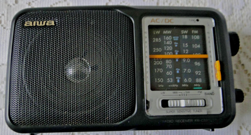 Poste radio aiwa - radio, modèle