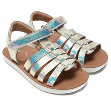 Shoo Pom by Pom D'Api Goa