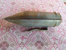 Coffin de faucheur en zinc, outil ancien, art populaire, déco