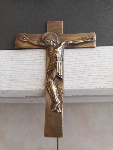 Vends crucifix art déco - ce,