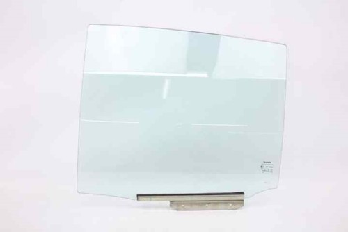 681400d071 vitre arrière - 681400d071,
