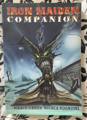 Livre iron maiden - maiden,