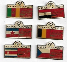 lot de 6 pin's coca cola coupe du monde de football 90