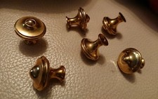  6 beaux boutons, poignée de