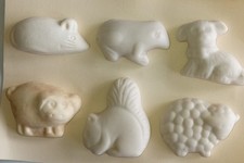 serie de 6 feves petits animaux blanc 2008 arguydal