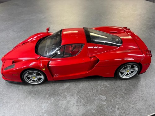 Tamiya enzo ferrari 12 - enzo,