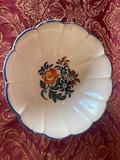 jatte saladier XIX Siècle en faïence du Sud-Ouest décor fleurs au pochoir