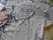 1 LOT   DE 16  NAPPERONS