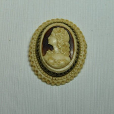 ANCIENNE BROCHE CAMEE EN