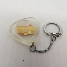 PORTE CLÉS ANCIEN - KEYCHAIN - CARAVANES DIGUE & Cie