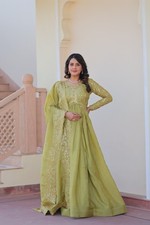 Chinon Soie Salwar Kameez