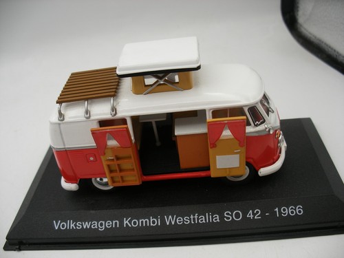 Voiture eme ixo hachette - 1/43,