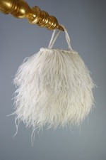 petit sac en plumes d'autruche