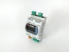 Carel DN33W7HR20 Régulateur