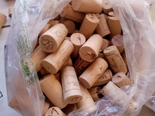 230+ Bouchons Liège usagés