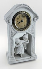 PENDULE PORCELAINE BISCUIT XIX