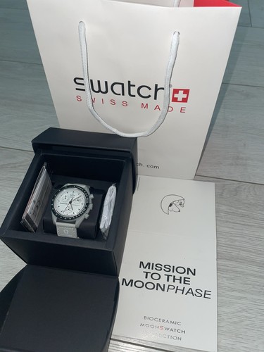 Omega swatch moonswatch - omega,