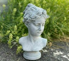 Sculpture en pierre buste