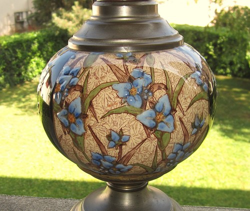Ancienne lampe pétrole - à,