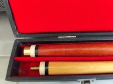 Queue de Billard Ancienne avec sa Boîte de Transport