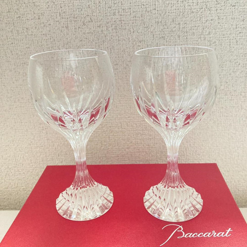 Lot verres vin - à,