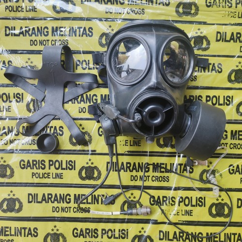 Avon ar10 gas mask - ar10,