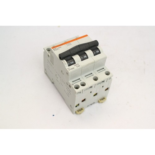 Merlin gerin 21410 dt40n c40 - gerin,