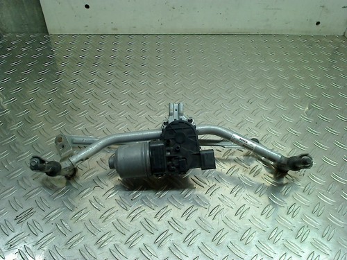Moteur tringlerie essuie - moteur,