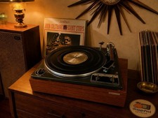 🍊Vintage 1967 Garrard
