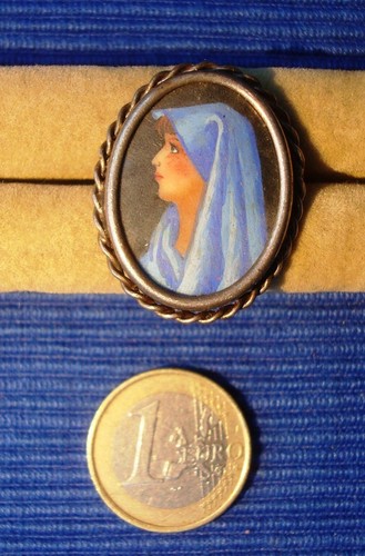 B14 broche ancienne - b14, argentée