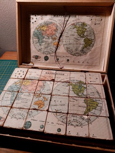 Ancien puzzle cubes bois atlas - cubes,