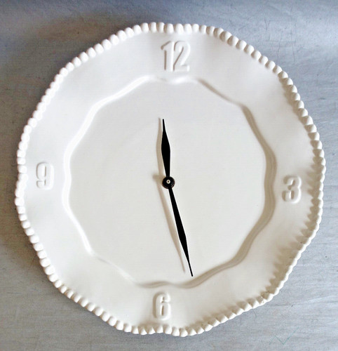 Horloge murale forme - , assiette