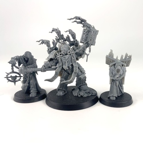 Dark apostle plastique - apostle,