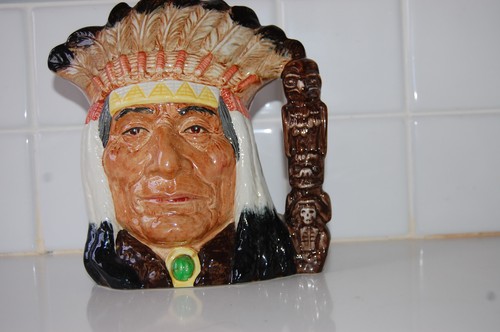 Vintage royal doulton large - ,