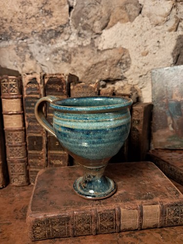 Tasse pied grès - à, émaillé
