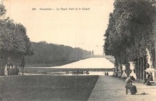 VERSAILLES - Le Tapis vert et