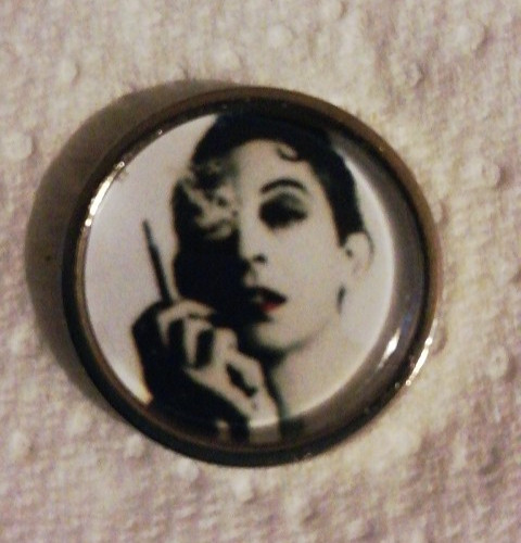 Serge gainsbourg pin pins - gainsbourg, pin's