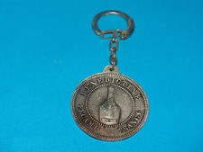 Porte cle - BENEDICTINE DE FECAMP - EN METAL  -  ANNEES 1960