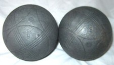 deux boules petanque (73 mm) vintage à identifier