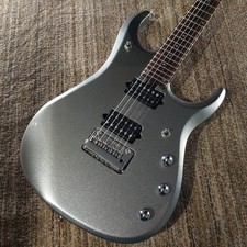 MUSIC MAN JP13 avec étui