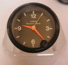 Ancienne montre quartz pour