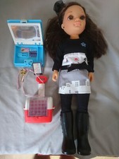 BELLE POUPÉE DE COLLECTION