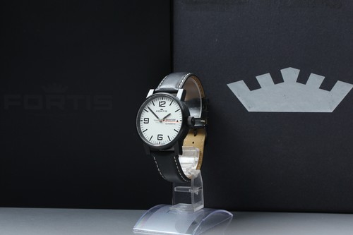 Avec boîte montre homme - boîte,